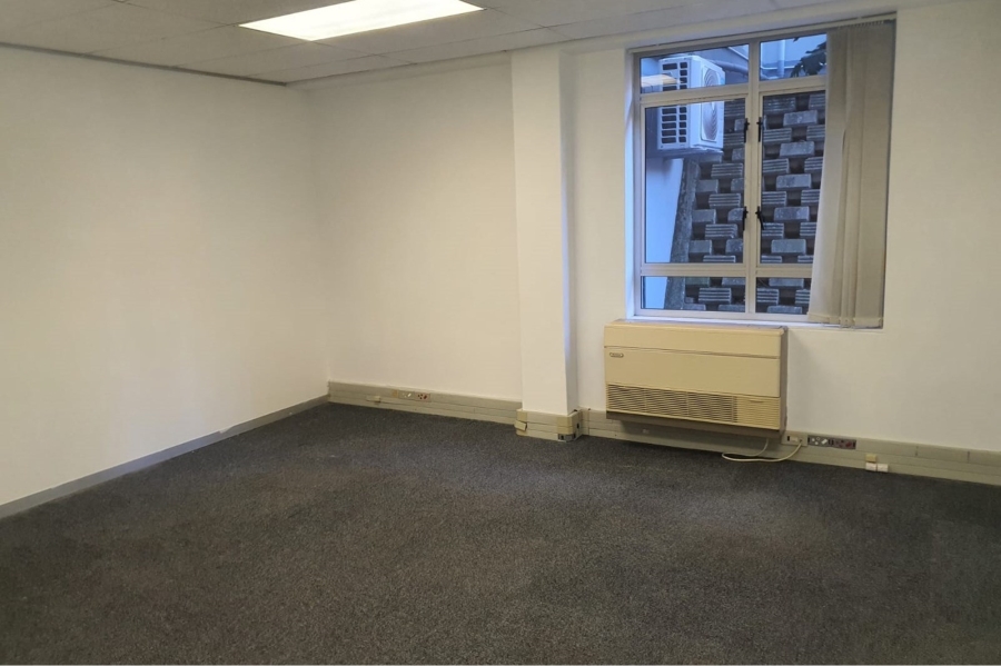 To Let commercial Property for Rent in Humerail Eastern Cape